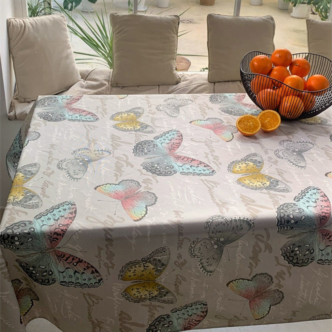 Cezanne Sommerfugl – Tekstilvoksdug med lette farver