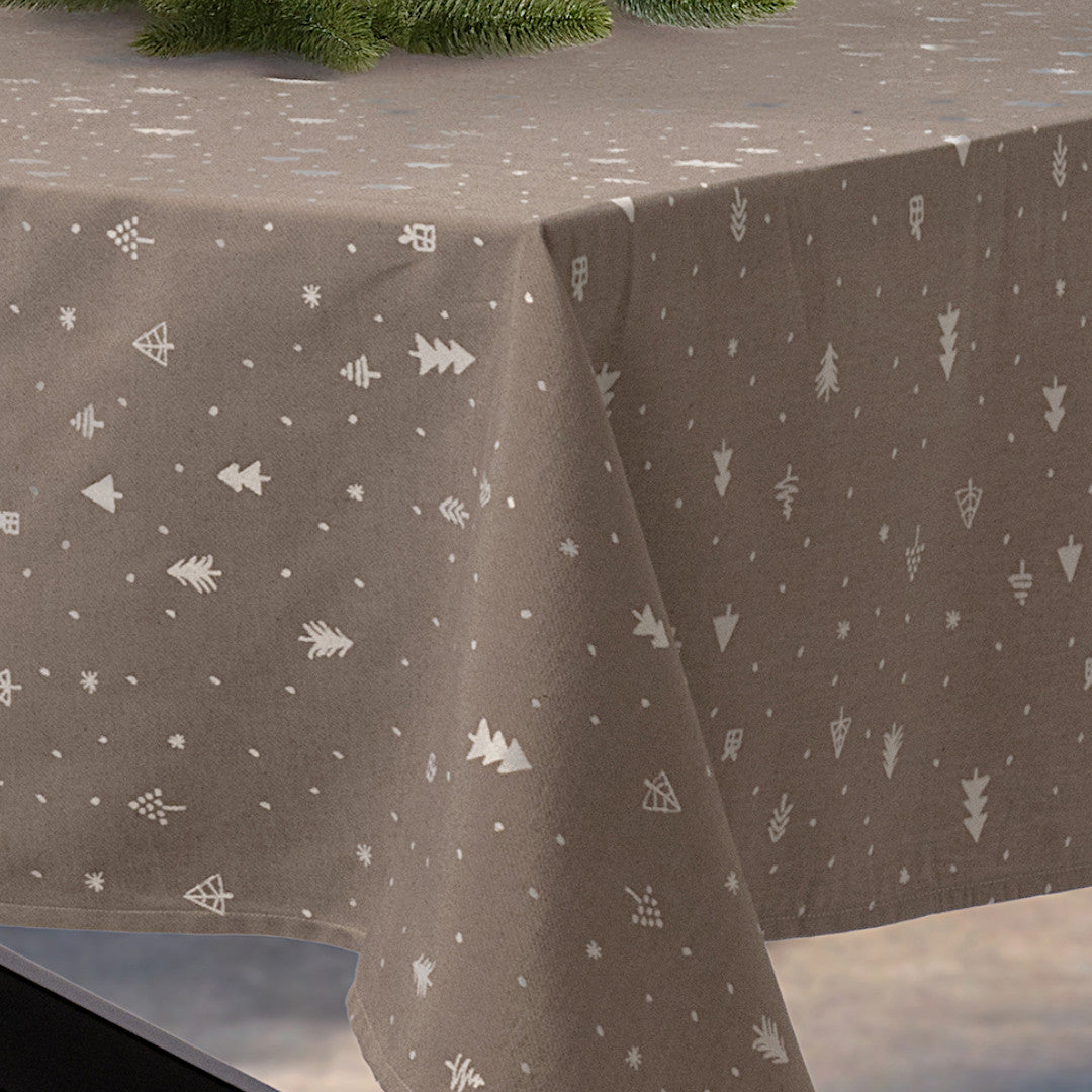 Christmas Carol Natur – Damaskvævet juledug til lange borde 160 x 320 cm, miljø