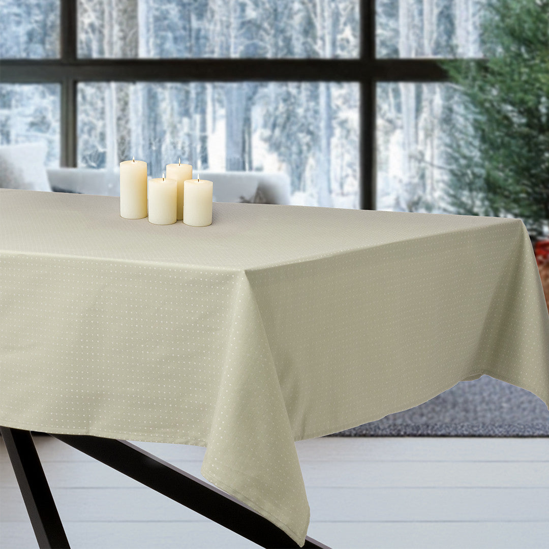 Dotea Sage – Damaskdug med diskret prikmønster 160 x 370 cm