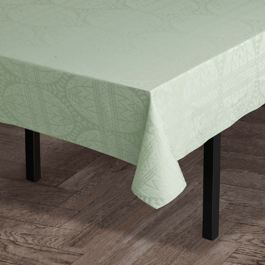 Juna Easter Lys Grøn Damaskdug – Elegant påskedug 150 x 370 cm, miljø