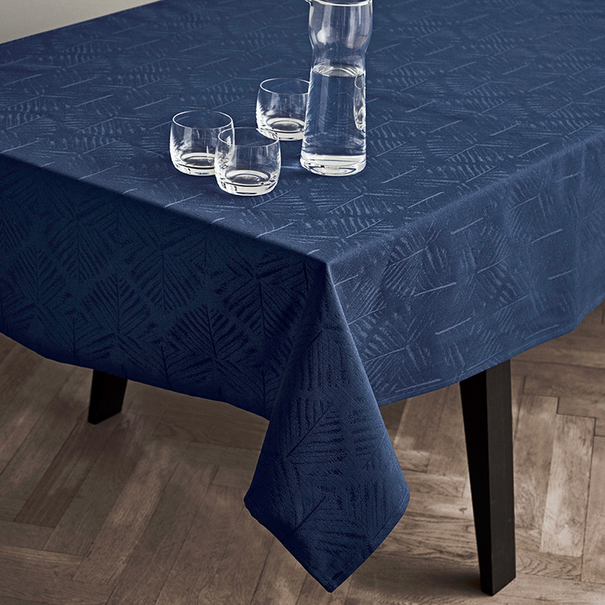 Juna Lea Blå Jacquard Damaskdug – 150 x 220 cm