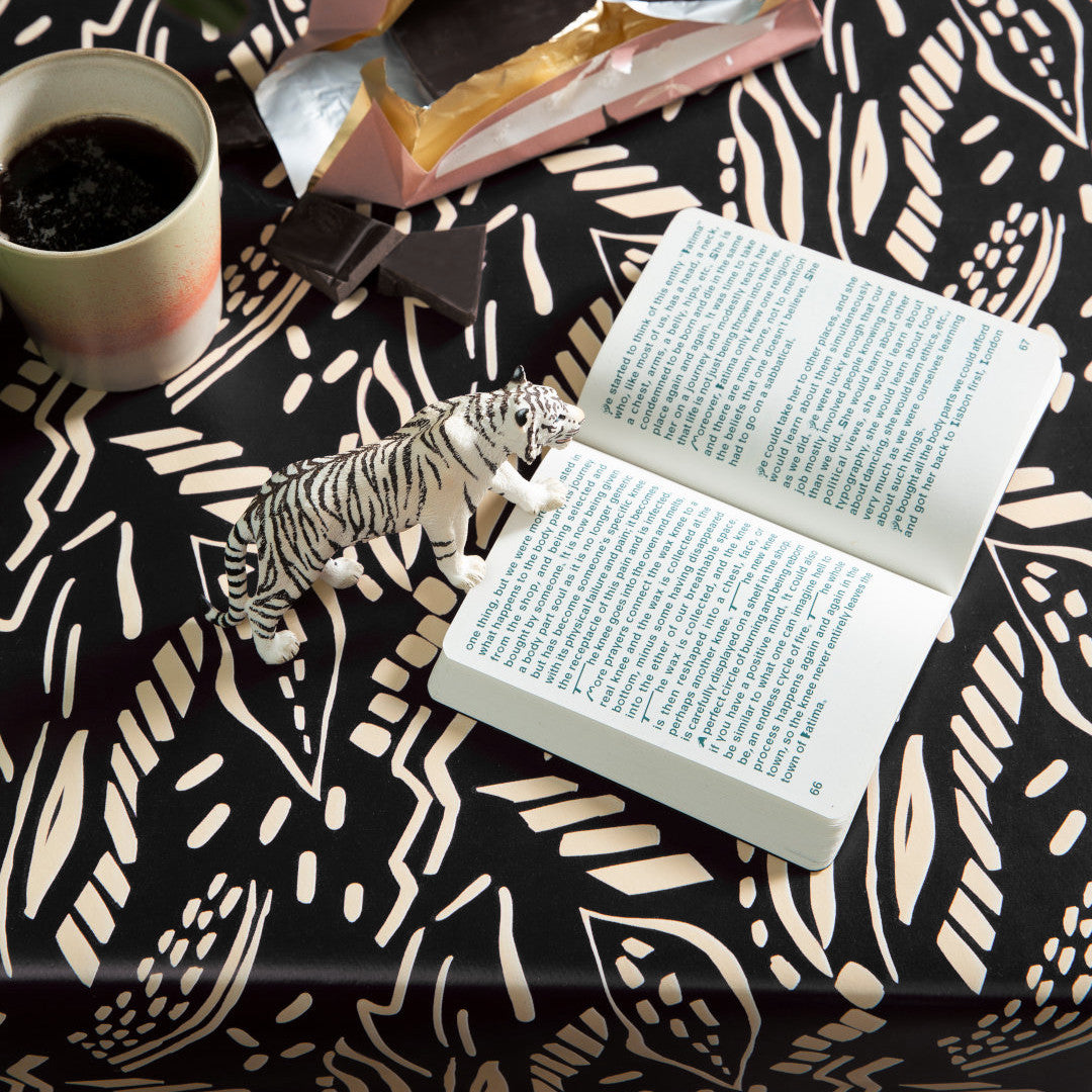 Lola voksdug – Dakarai Onyx Tribal Pattern