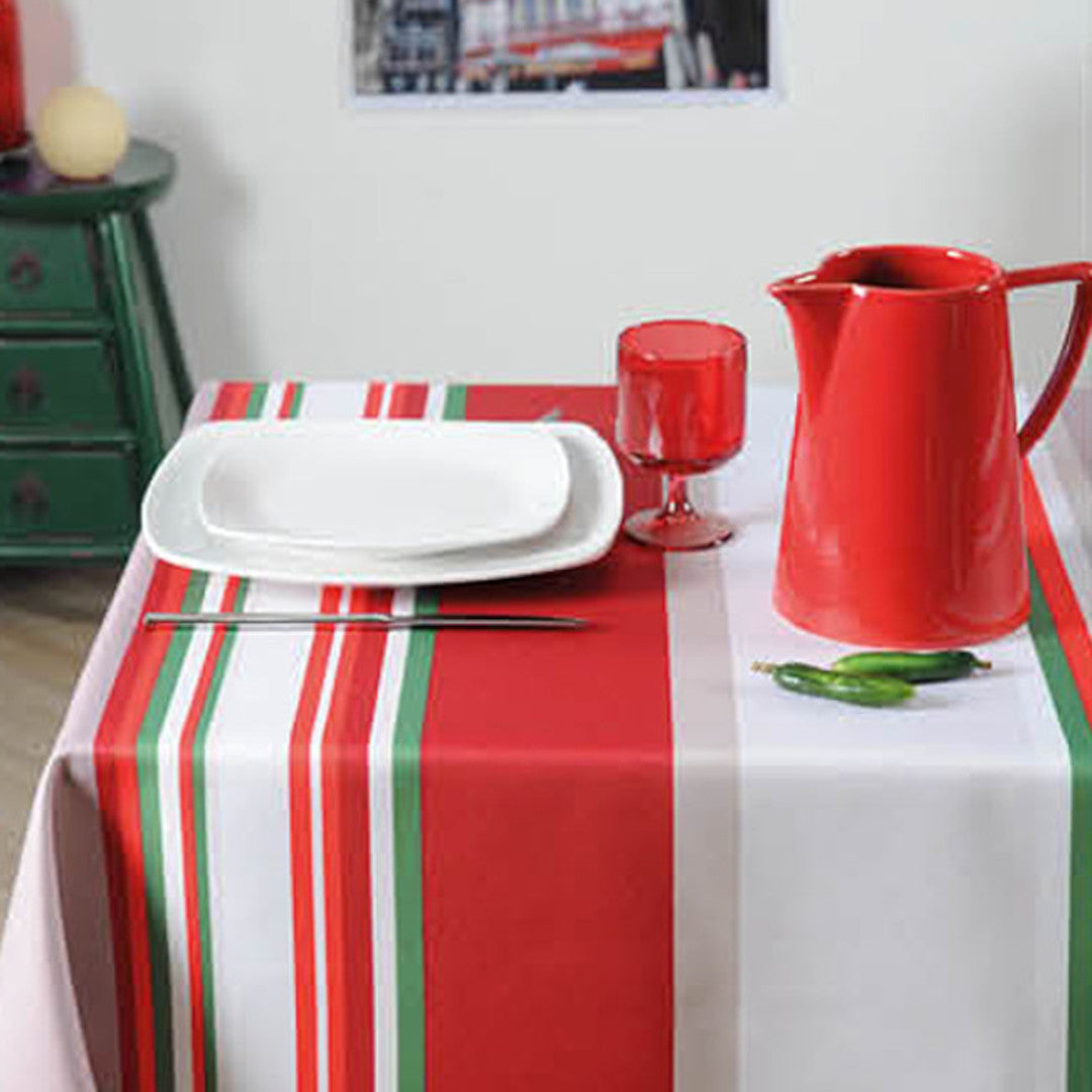 Sebastian Stripe Red – Tekstilvoksdug med klassiske striber – 155 cm bred