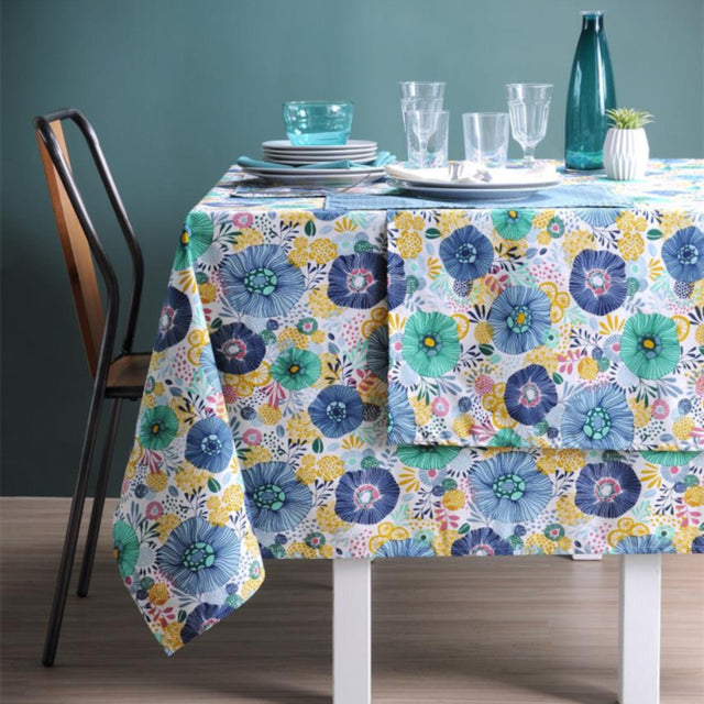 Chidori Blue – Tekstilvoksdug med farverige blomster – 155 cm bred