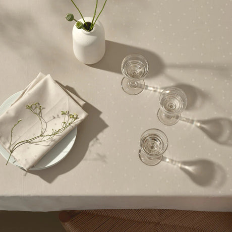 Compliments Damaskdug Confetti, Moon - 150 x 350 cm, miljø