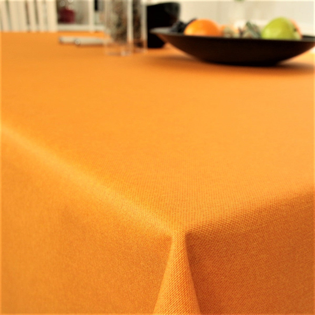 Dali Orange – Ensfarvet tekstilvoksdug – 180 cm bred