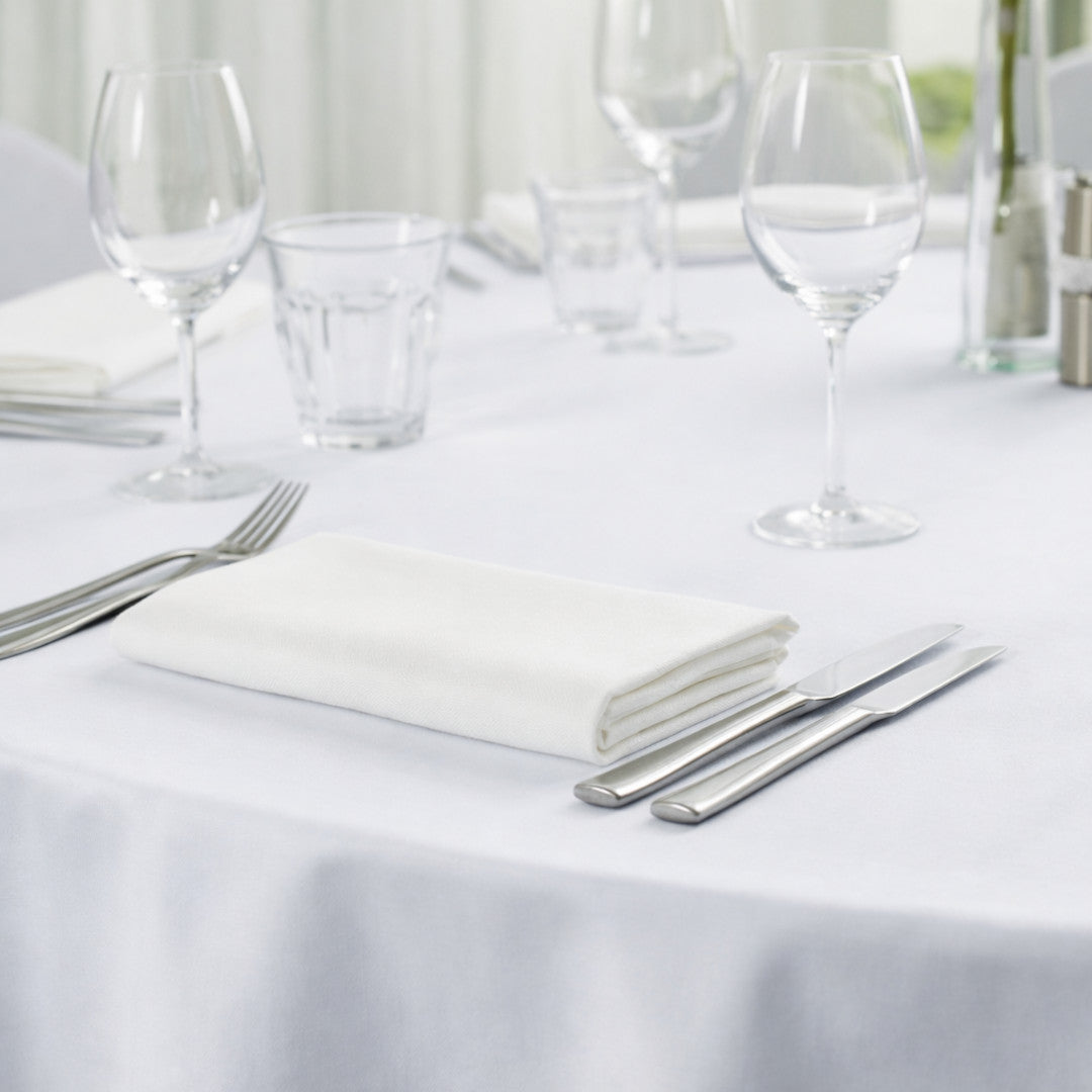 Gastro Hvid – Rund damaskdug til fest og selskab Ø180 cm, nærbillede