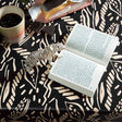 Lola voksdug – Dakarai Onyx Tribal Pattern