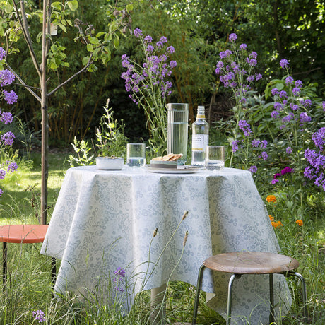 Lola voksdug – Wallflower Ice Grey Botanical Flow, miljø