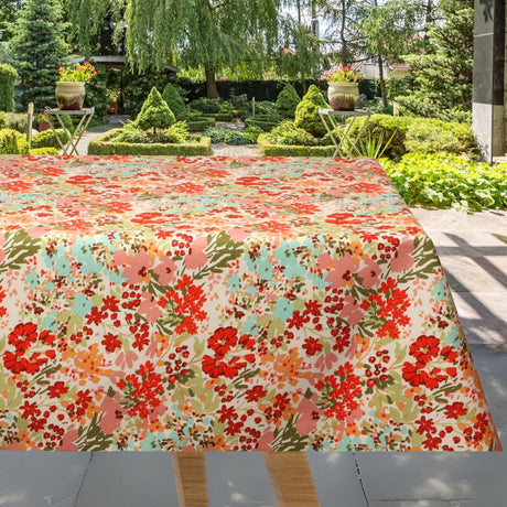 Molly Garden Joy – Tekstilvoksdug med frodige sommerblomster – 155 cm bred