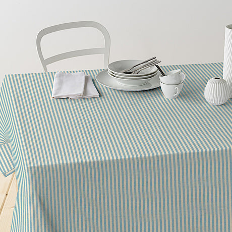 Nordfavn Ibiza Støvet Blå – Stribet tekstilvoksdug i rolig blå nuance