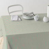 Nordfavn Ibiza Støvet Grøn – Stribet tekstilvoksdug i rolig grøn nuance