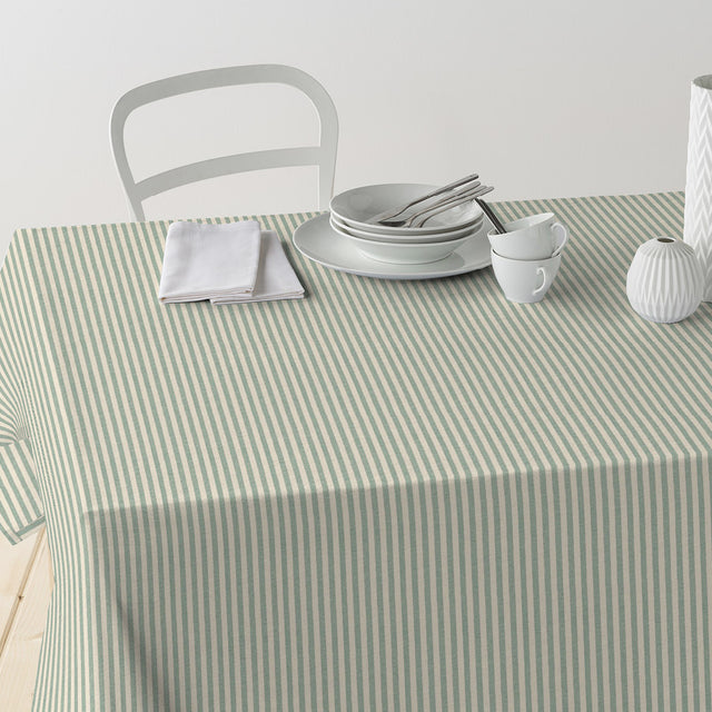 Nordfavn Ibiza Støvet Grøn – Stribet tekstilvoksdug i rolig grøn nuance