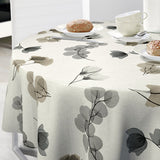 Nordfavn Organza Grey Beige – Stilren voksdug med let grafisk bladmønster, rund