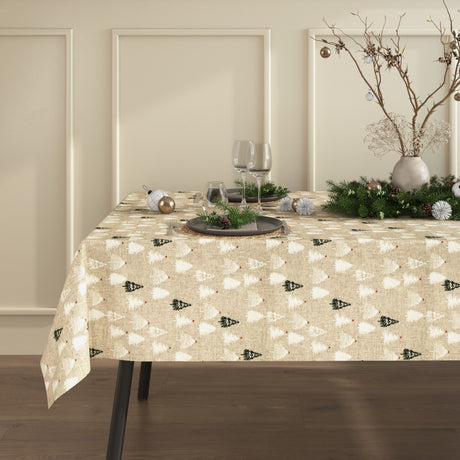 Nordfavn Pau Natur – Juletekstilvoksdug i hørfarve med grafiske grantræer