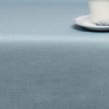 Pure Linen Light Blue – Ensfarvet tekstilvoksdug i 100% hør – 140 cm bred