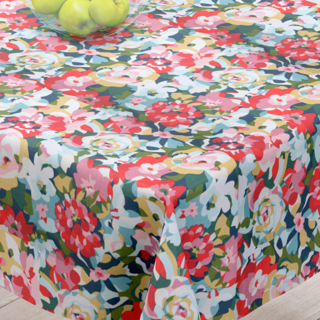 Rosé Botanica – Tekstilvoksdug med bløde blomsterformer i lyserøde nuancer – 155 cm bred, hjørne