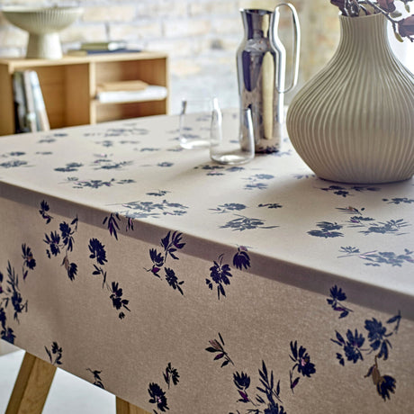 Silhouette Cloud Grey – Södahl tekstilvoksdug med skridsikker bagside