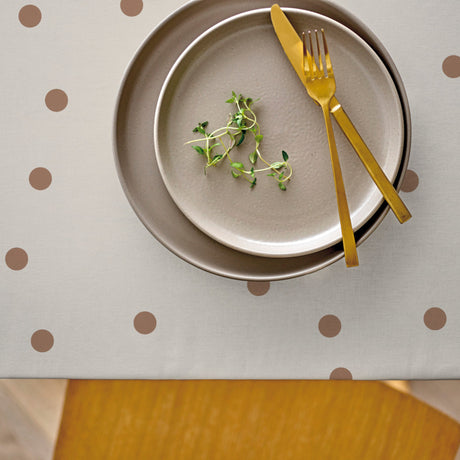 Solaris Warm Taupe – Södahl tekstilvoksdug med skridsikker bagside