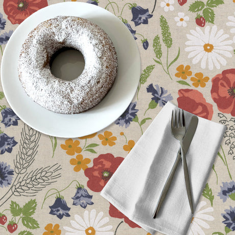 Sommereng – tekstilvoksdug i hørlook med blomster og bær