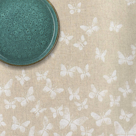 Sommerfuglelette Øjeblikke – Tekstilvoksdug i hørlook