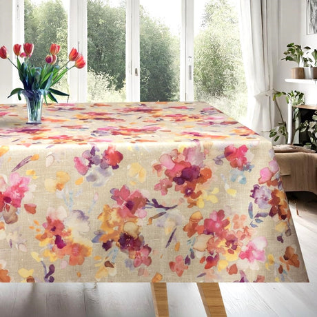 Un Dipinto Fiorito – Tekstilvoksdug med akvarelblomster i varme nuancer