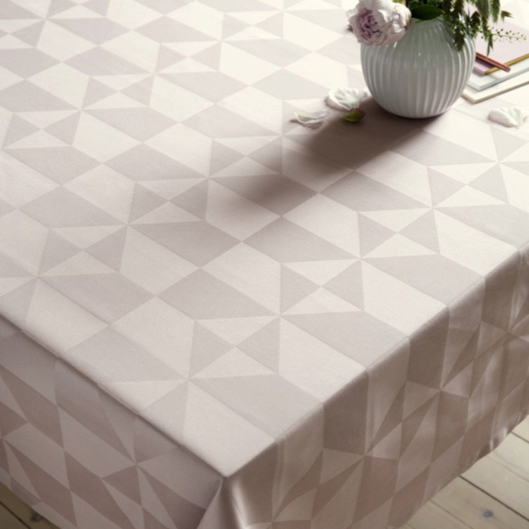 Wind Rose fra Compliments – Elegant damaskdug 140 x 220 cm, hjørne