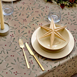 Winter Berries – Södahl tekstilvoksdug med skridsikker bagside, nærbillede